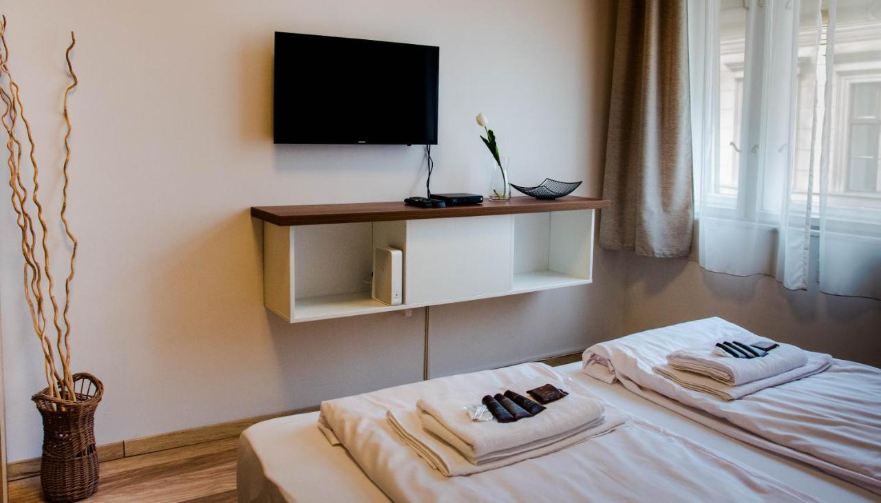 Molnar Apartment Cozy City Center Retreat For 2 Ac & Perfect Location! Budapest Eksteriør billede