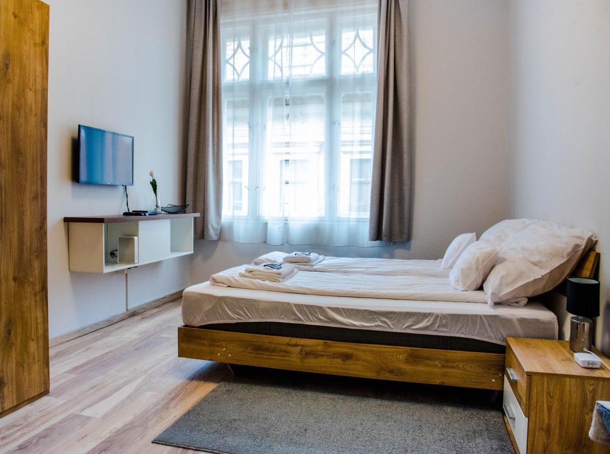 Molnar Apartment Cozy City Center Retreat For 2 Ac & Perfect Location! Budapest Eksteriør billede
