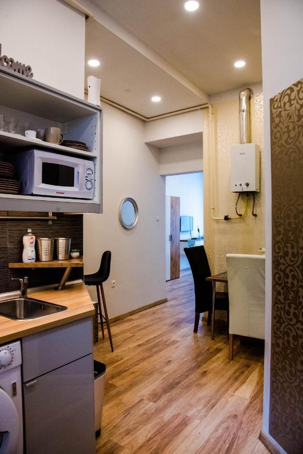 Molnar Apartment Cozy City Center Retreat For 2 Ac & Perfect Location! Budapest Eksteriør billede